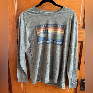 Muir Woods Unisex Long Sleeve T Shirt, Size L, Soft Grey/Blue color